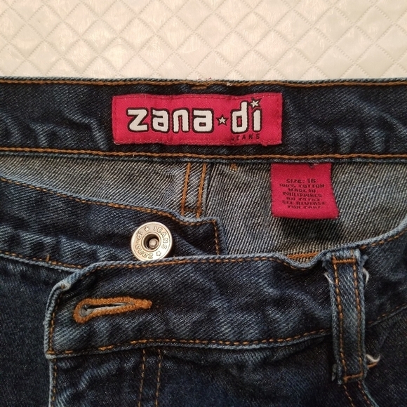 Vintage Zana Di High-Waisted Flare Jeans Size 16 Dark Wash Y2K 38x30 - Picture 3 of 8
